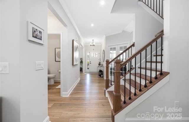 1218 Regions Boulevard