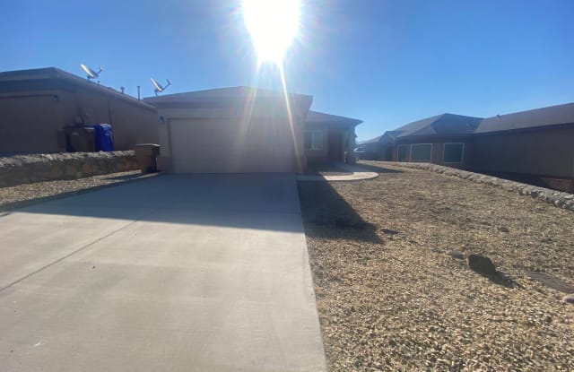 4684 Mesita St. - 4684 Mesita Street, Las Cruces, NM 88012