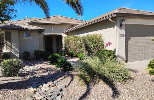 3658 N PRINCETON Court