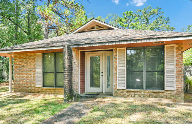 891 Woodridge Place