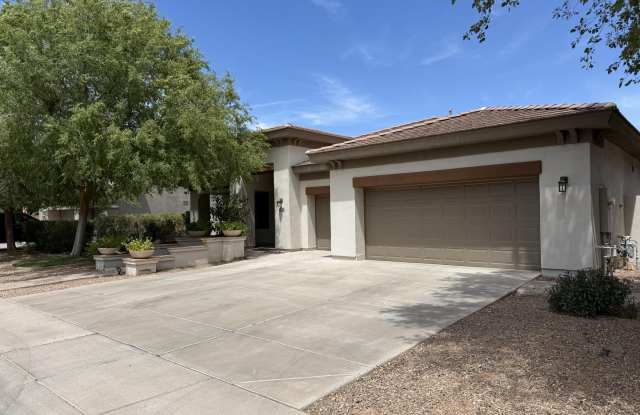 101 S PRESIDIO Drive