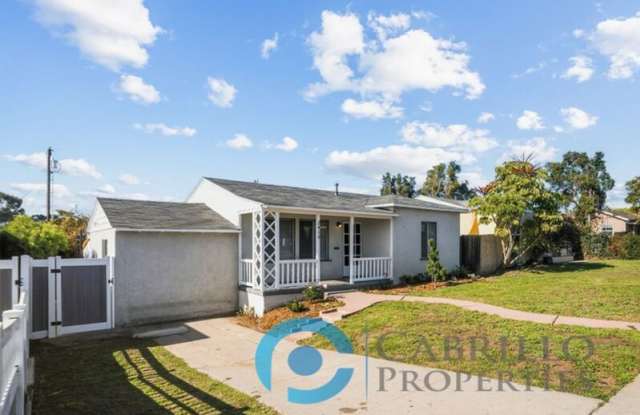 Photo of 2412 Chicago Street