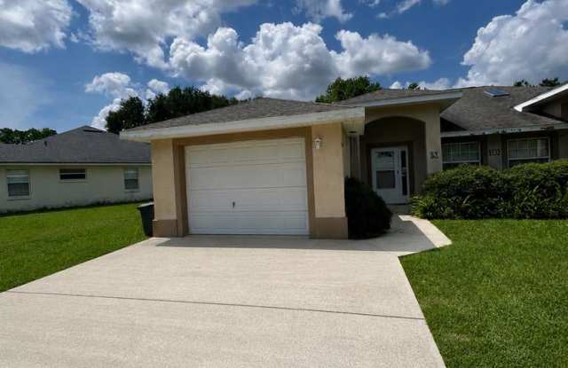 3 Bedroom, 2 Bathroom Duplex with 1-Car Garage