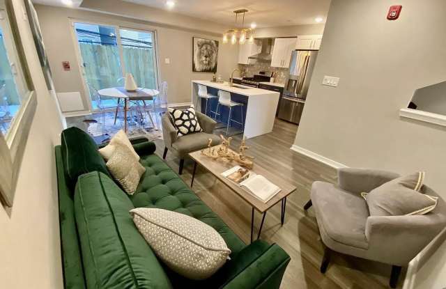 765 N UBER Street unit: 1