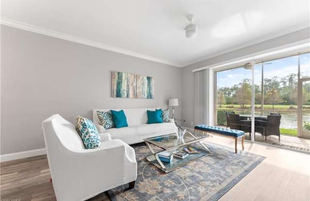 8420 Naples Heritage Dr unit: 1415