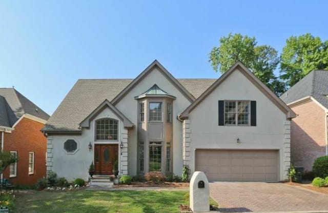 195 Grosvenor Place - 195 Grosvenor Pl, Sandy Springs, GA 30328