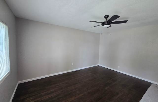 Charming 4 bed 1.5 bath