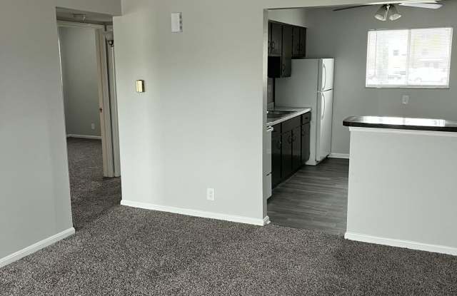 6983 Dixie Hwy unit: 202