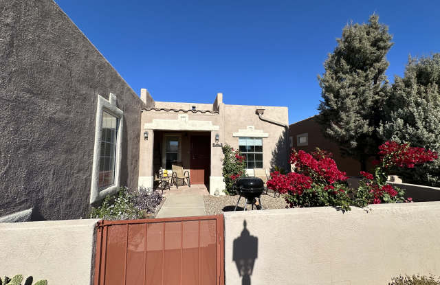 1260 W Calle De Sotelo