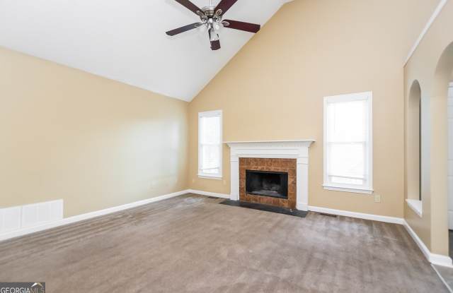 3833 Deercreek