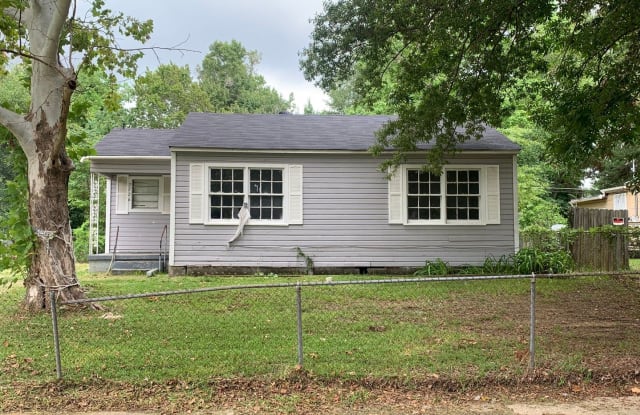 2726 Lakehurst Ave - 2726 Lakehurst Avenue, Shreveport, LA 71108