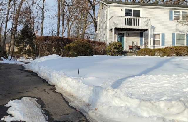 85 Ohio Avenue Extension unit: 2Nd Fl