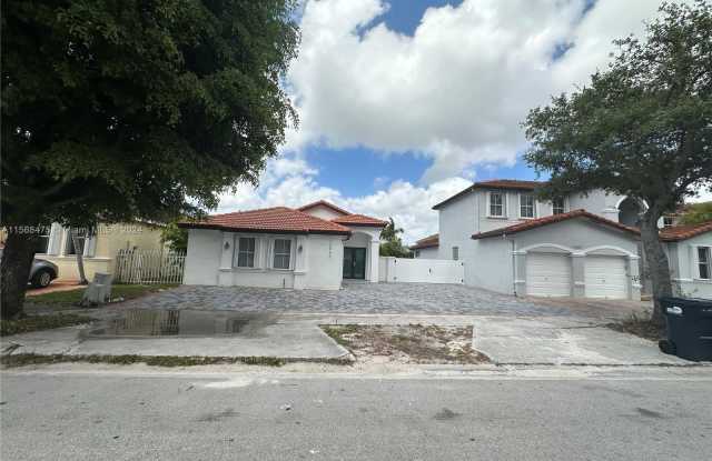 12943 NW 7th Ln - 12943 Northwest 7th Lane, Tamiami, FL 33182