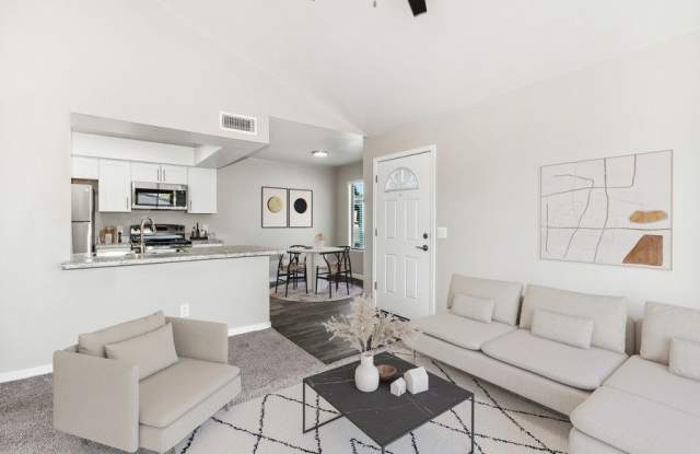 Photo of Palms at South Mountain