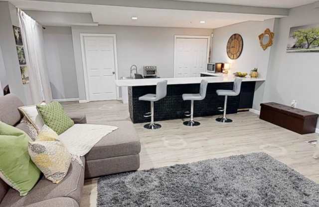 12902 CRICKMORE Trace unit: Basement Only