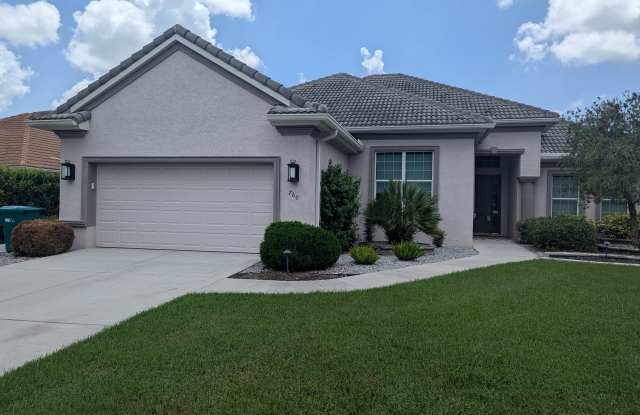 Photo of 760 N Hunt Club Dr