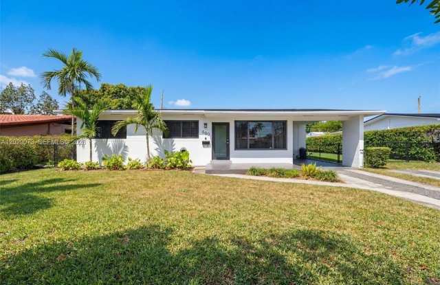 680 W 50th Pl