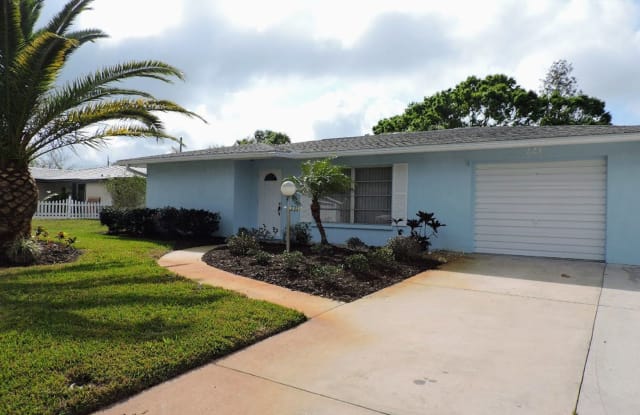 221 Malvern Dr - 221 Malvern Drive, Sarasota County, FL 34293