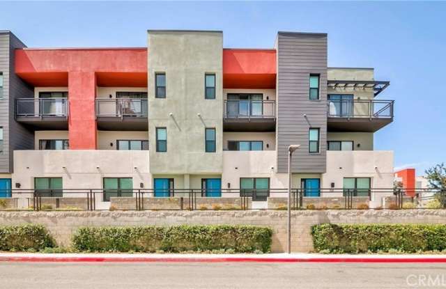 408 Hudson