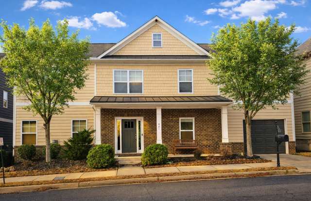 Beautiful 2BR Home in West Highlands – Near Westside Park