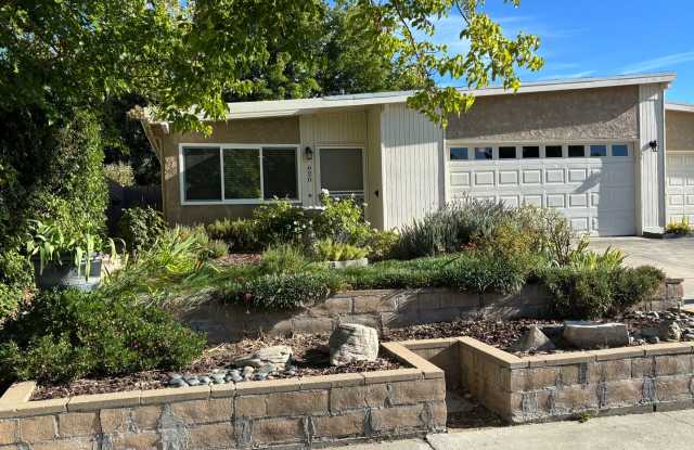 2 Bedroom 1 Bath Move In Ready in Beautiful Sierra Bonita 55+ Community