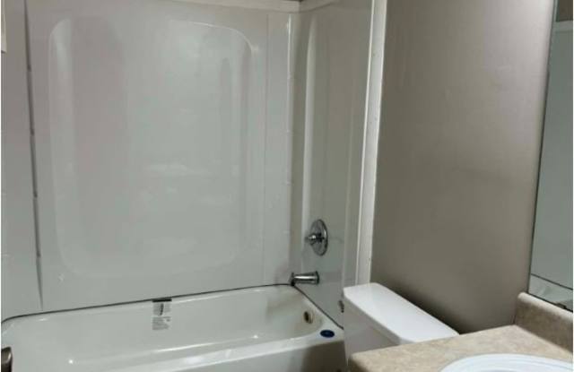 5548 Pineridge Court