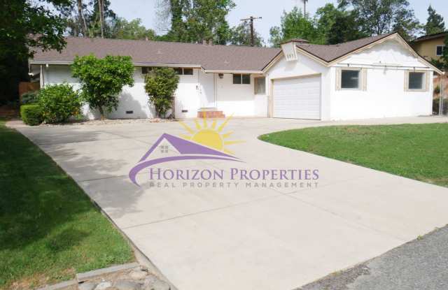 Remodeled 4 Bed 2 Bath 1,483 sqft in Fair Oaks