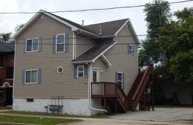 27 N Hickory Street