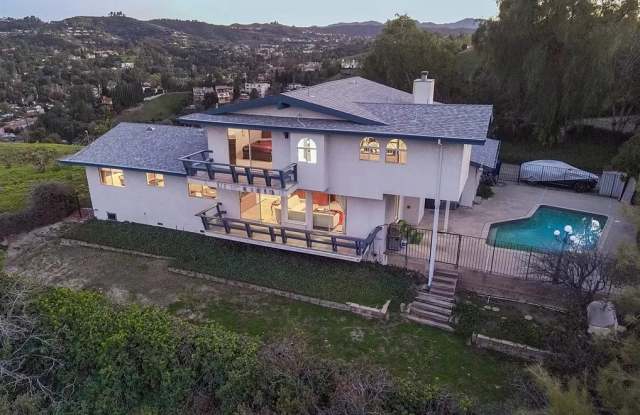 Photo of 5130 Cerrillos Drive