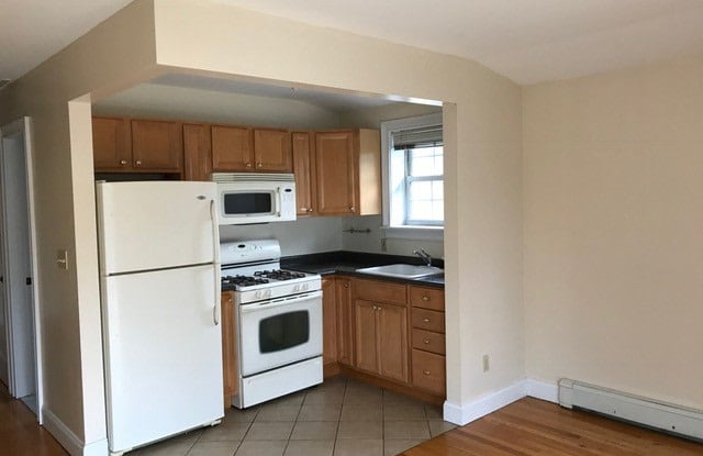 234 East 239th Street - 234 East 239th Street, Bronx, NY 10470