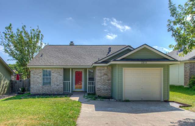 Great home with easy maintenance flooring. - 2311 Lasso Drive, Round Rock, TX 78681