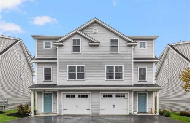 12 Mariner Way