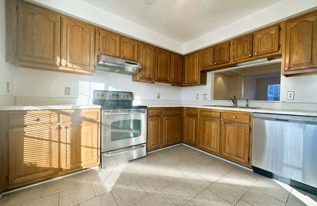 1812 Abbotsbury Way - 1