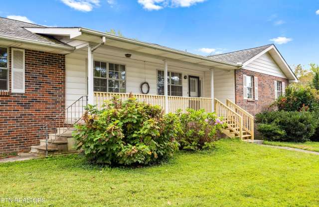 Photo of 804 Chilhowee View Rd