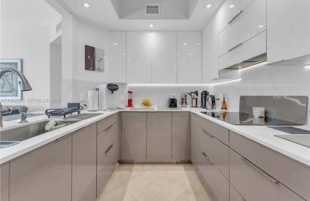 3101 S Ocean Drive 606, Hollywood, FL 33019