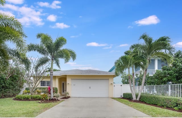 307 SE 4th Avenue - 307 Southeast 4th Avenue, Delray Beach, FL 33483