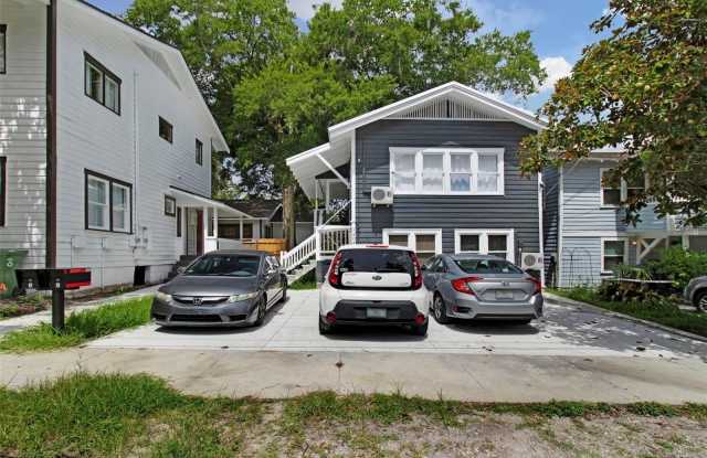 1024 E CRENSHAW STREET