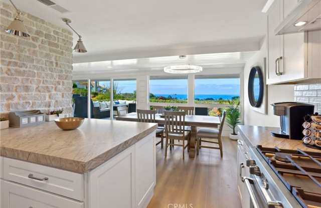 33925 Manta Court