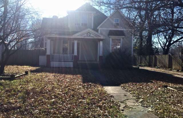 Photo of 630 W State St