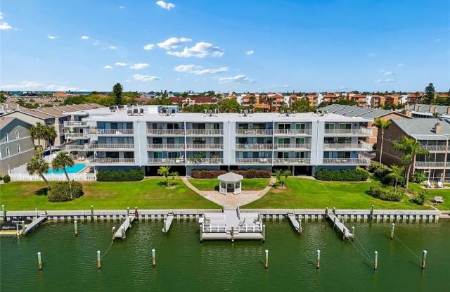 719 PINELLAS BAYWAY S