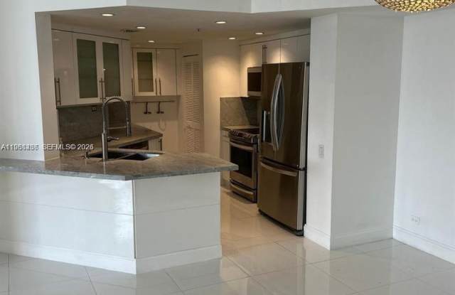 701 Brickell Key Boulevard 202, Miami, FL 33131
