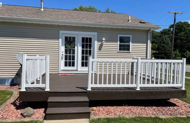 200 North Hobart Road