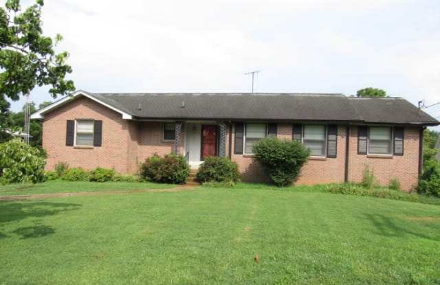 192 Roberta Drive - 192 Roberta Drive, Hendersonville, TN 37075