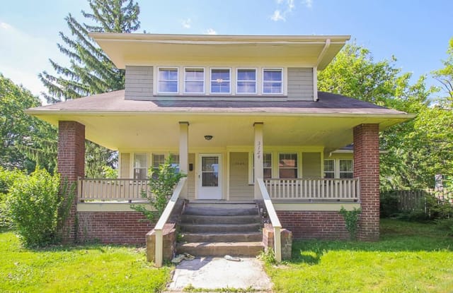 3124 Edgehill Rd - 3124 Edgehill Road, Cleveland Heights, OH 44118