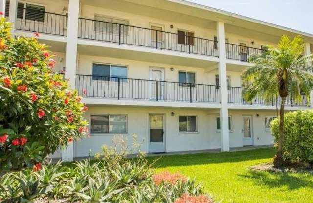 Photo of 708 TAMIAMI TRAIL S