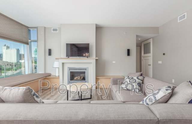 140 E Rio Salado Pkwy