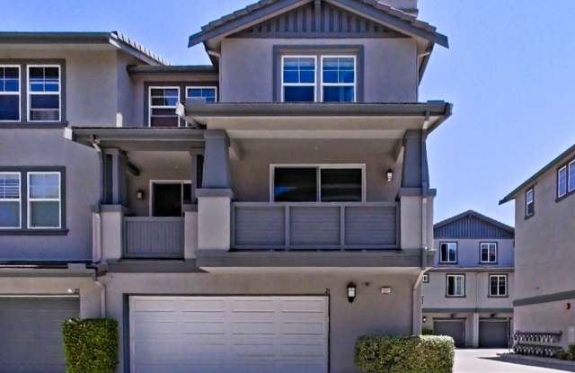 Spacious 3‑Bedroom Home in Prime San Diego Location