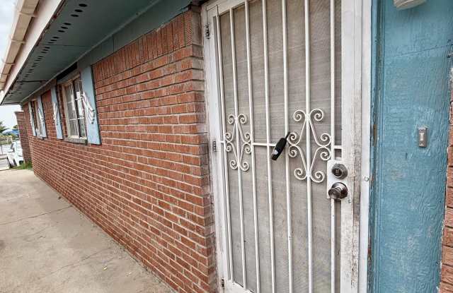 3027 Jefferson Avenue - UNIT A