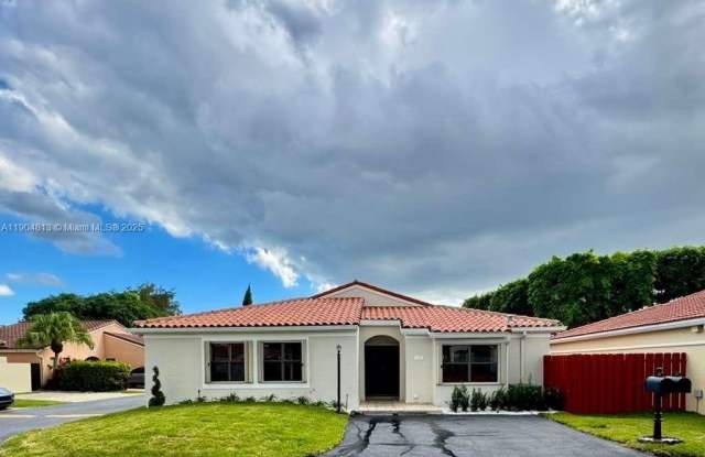 Photo of 440 SW 88th Ct