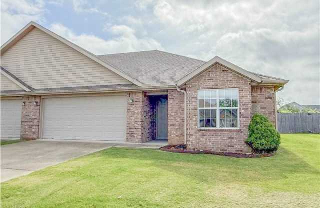 213 Foxglove Street